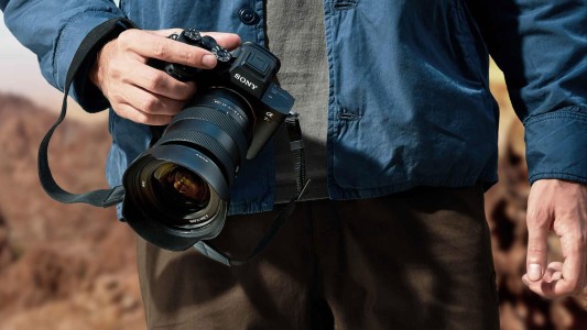 Expert review of a7 IV camera